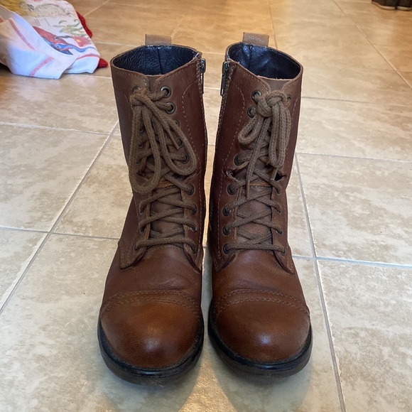 Steve Madden Booties - Picture 2 of 3